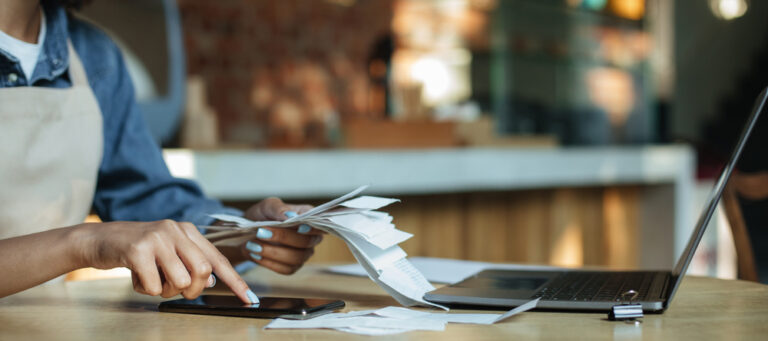 Payment,Of,Bills,,Bankruptcy,And,Modern,Cafe,During,Covid-19,Quarantine.