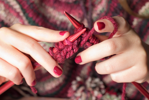 Close-up,Of,Hands,Knitting